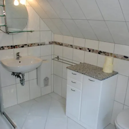 Ferienhaus Und _appartements Forst 펜션 *